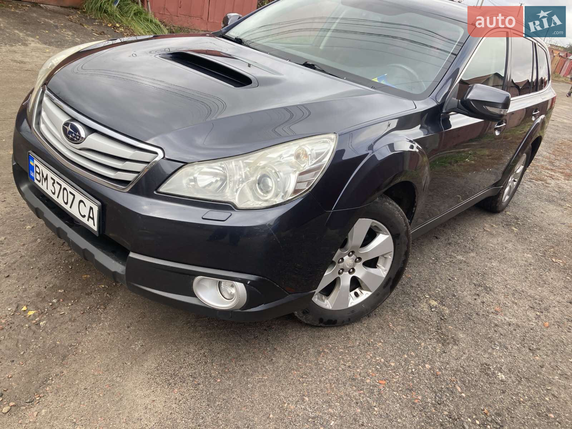 2011 Subaru Outback - фото 1
