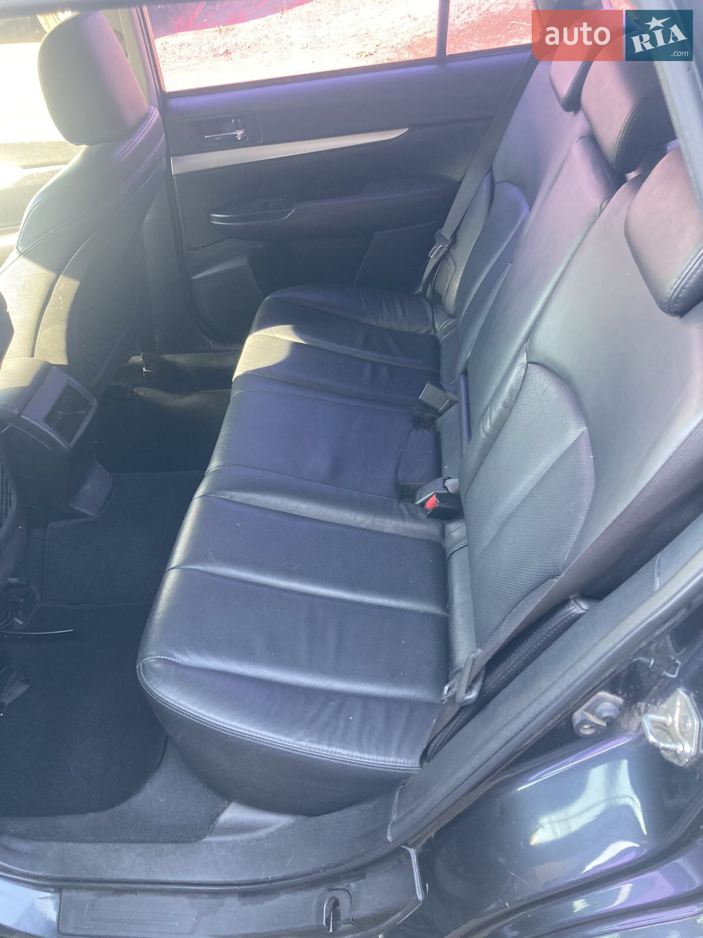 2011 Subaru Outback - мініатюра 13