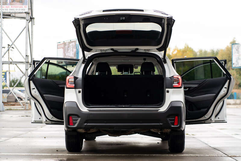 Універсал Subaru Outback 2021 в Чернівцях