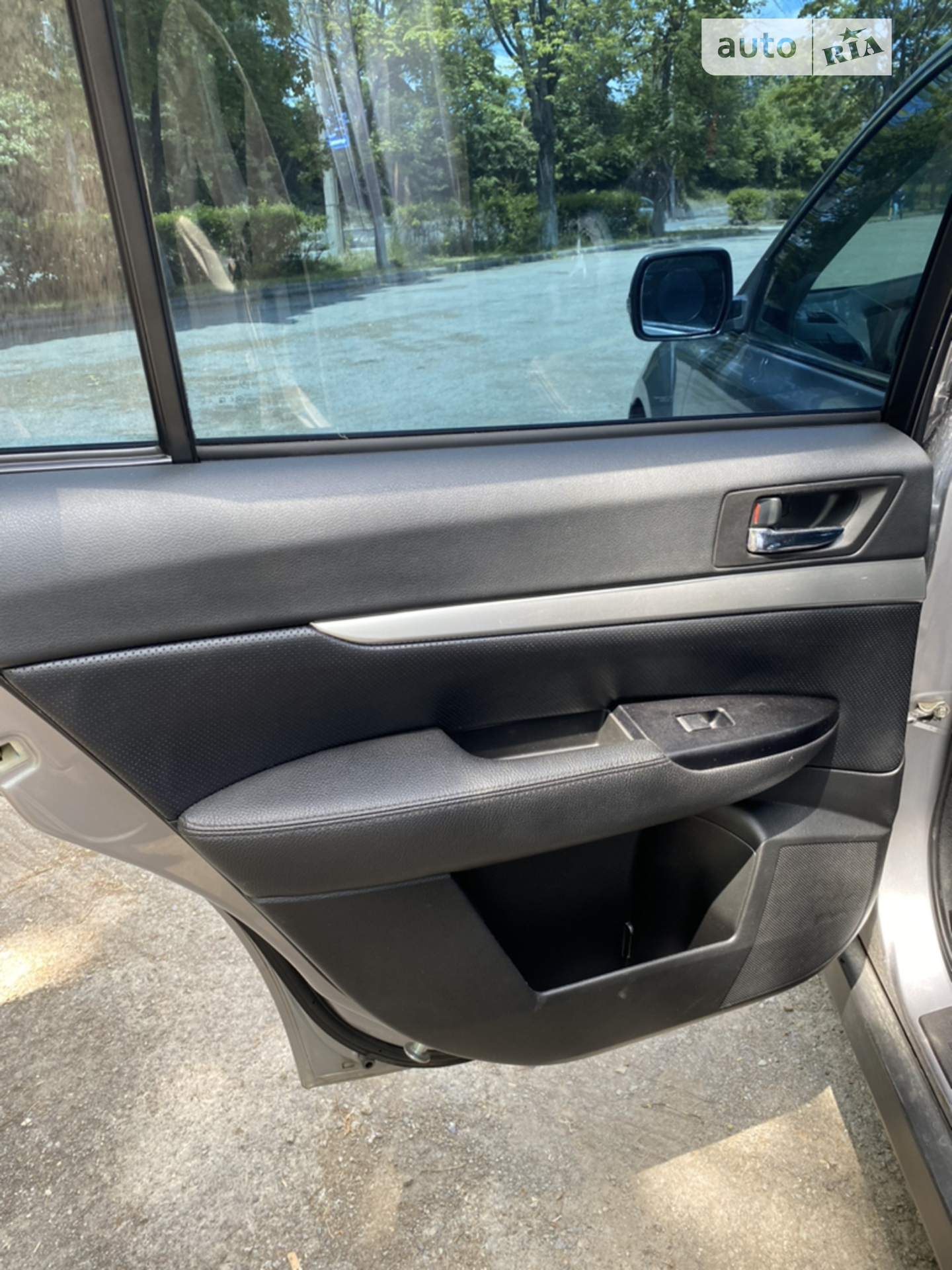 2011 Subaru Outback - мініатюра 10
