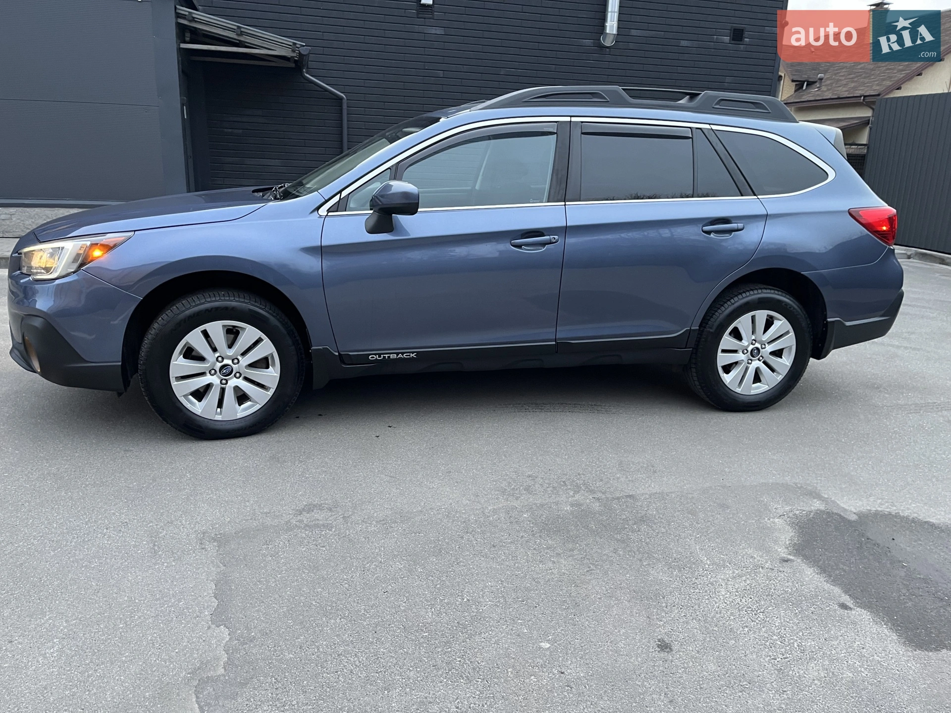 2017 Subaru Outback - мініатюра 8