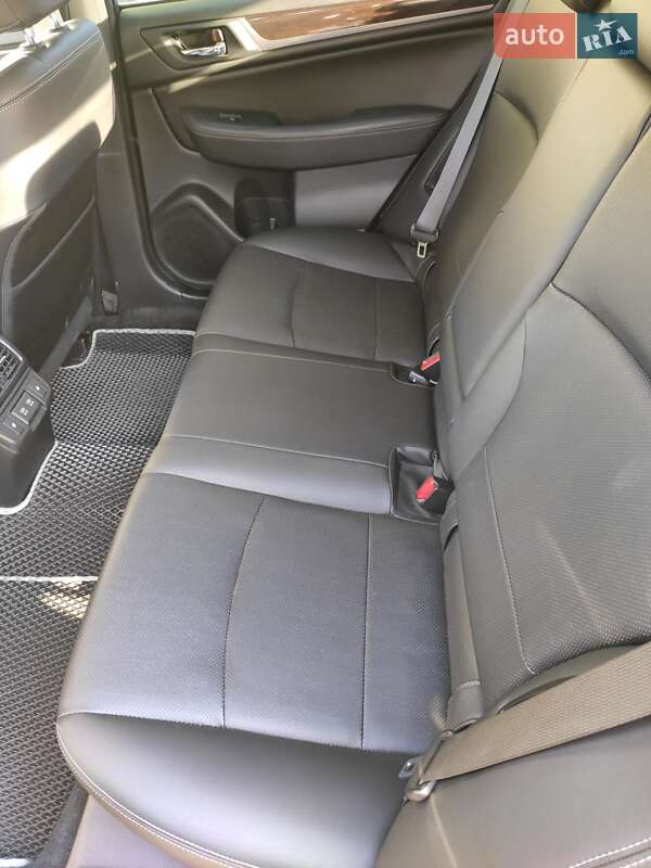 Универсал Subaru Outback 2019 в Киеве фото 9 Универсал Subaru Outback 2019 в Киеве