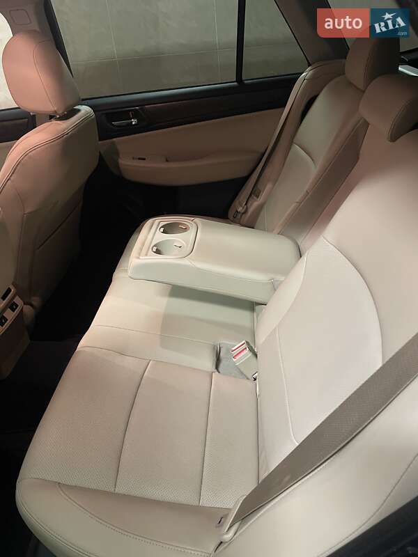 Универсал Subaru Outback 2016 в Киеве фото 7 Универсал Subaru Outback 2016 в Киеве