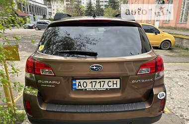 Универсал Subaru Outback 2013 в Ужгороде