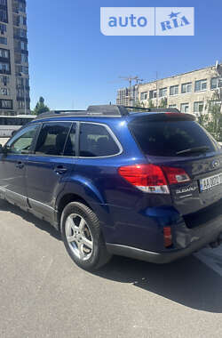 Універсал Subaru Outback 2009 в Києві