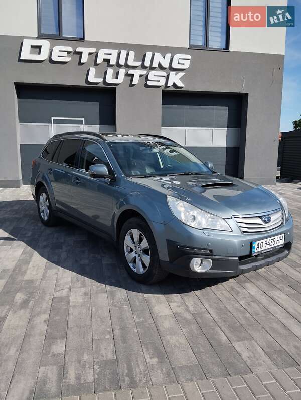 Subaru Outback 2012