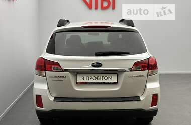 Внедорожник / Кроссовер Subaru Outback 2014 в Киеве