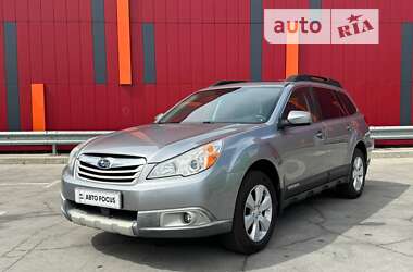 Універсал Subaru Outback 2010 в Києві