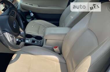 Универсал Subaru Outback 2017 в Киеве