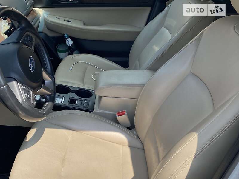 Универсал Subaru Outback 2017 в Киеве