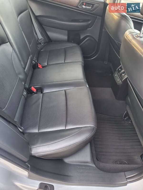 Универсал Subaru Outback 2014 в Одессе