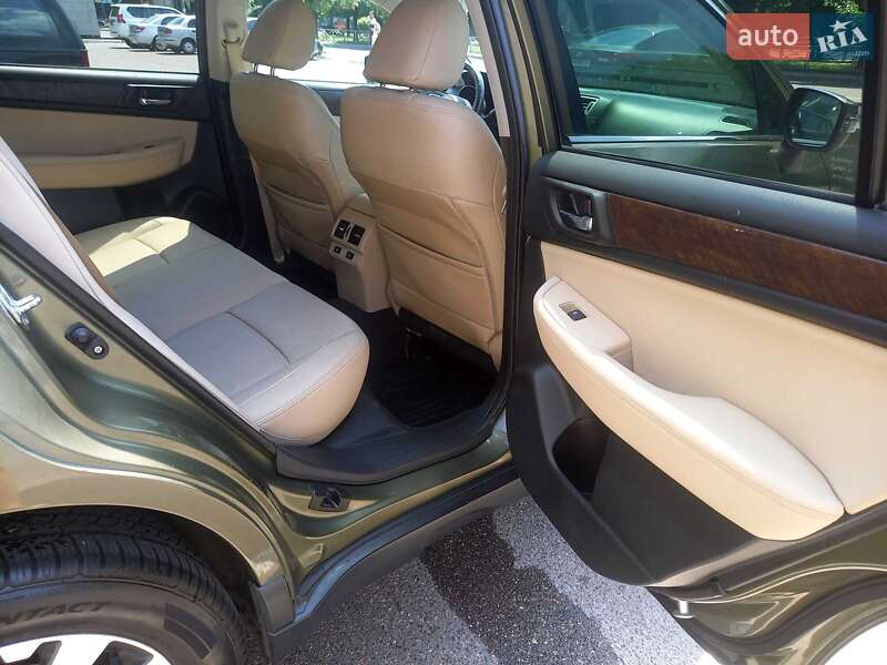 Универсал Subaru Outback 2015 в Черкассах