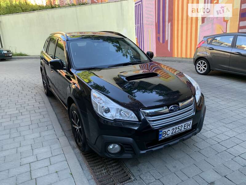 Универсал Subaru Outback 2013 в Львове