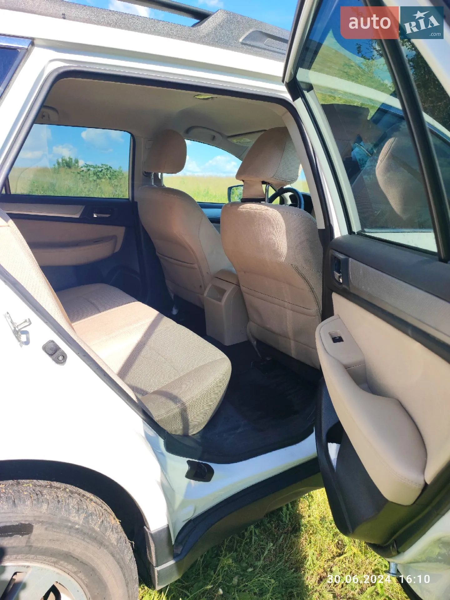 Subaru Outback 2017 VIN 4S4BSACC4H3438993 фото оголошення 10 з 11