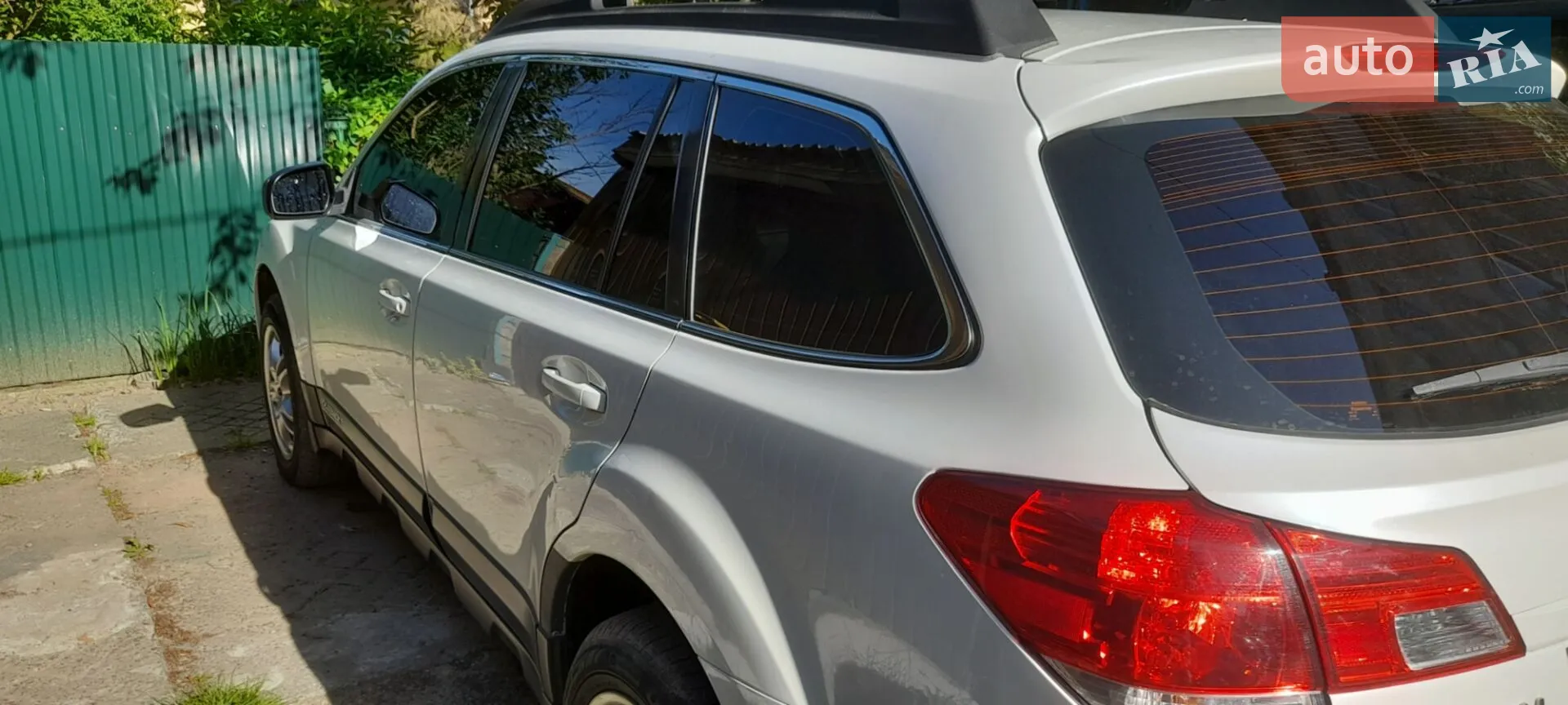 2011 Subaru Outback - мініатюра 2