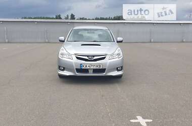 Универсал Subaru Outback 2012 в Киеве