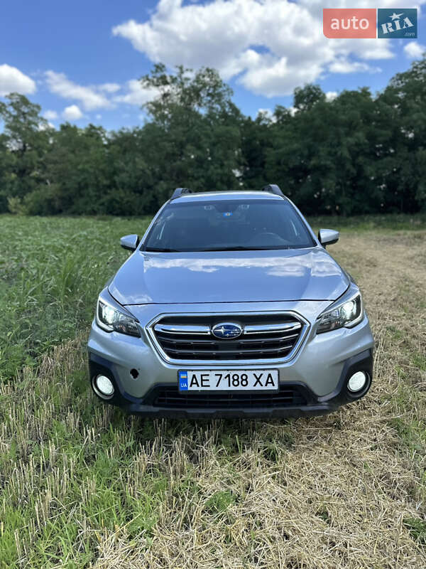 Универсал Subaru Outback 2018 в Днепре