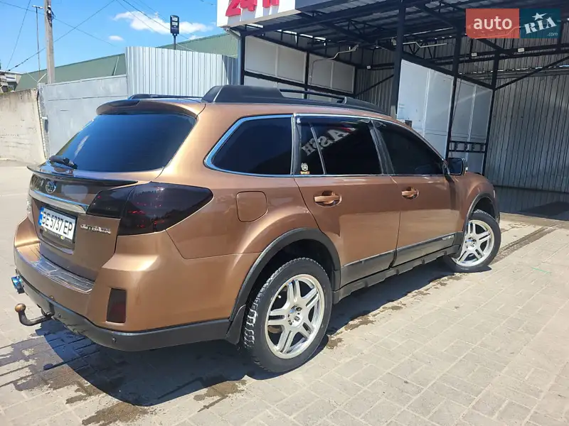 Subaru Outback 2012