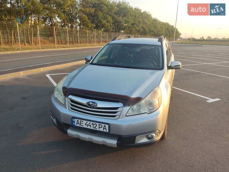 Subaru Outback 2012