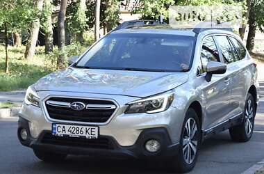 Универсал Subaru Outback 2018 в Киеве