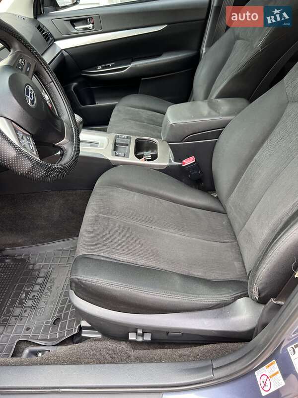 Универсал Subaru Outback 2014 в Днепре