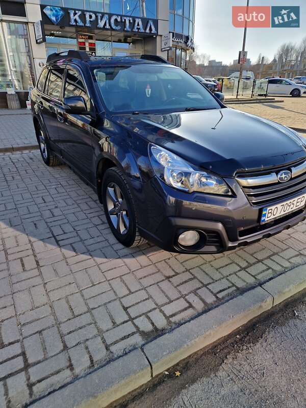 Універсал Subaru Outback 2014 в Тернополі