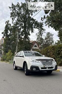 Універсал Subaru Outback 2012 в Києві