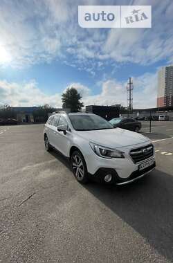 Универсал Subaru Outback 2019 в Киеве