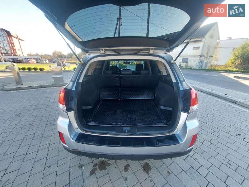 Универсал Subaru Outback 2011 в Дрогобыче