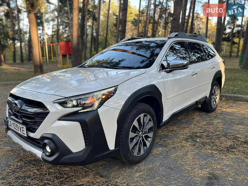Внедорожник / Кроссовер Subaru Outback 2022 в 
