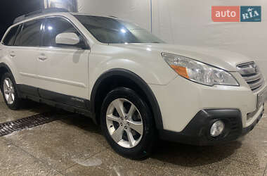 Универсал Subaru Outback 2013 в Валках