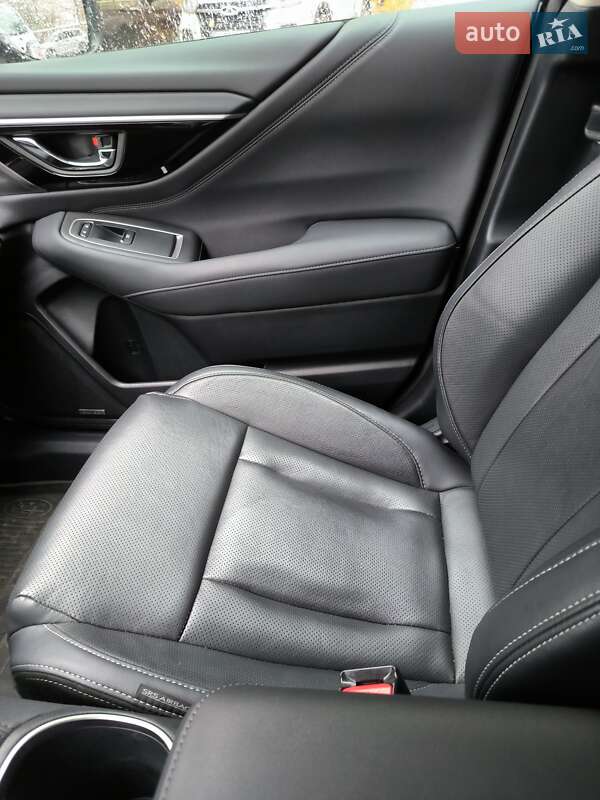 Внедорожник / Кроссовер Subaru Outback 2022 в Днепре