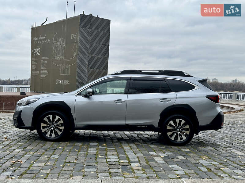 Внедорожник / Кроссовер Subaru Outback 2023 в Киеве