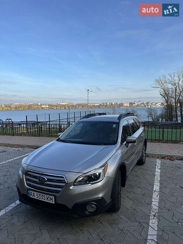 Універсал Subaru Outback 2015 в Тернополі