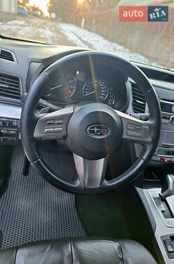 Универсал Subaru Outback 2011 в Черкассах