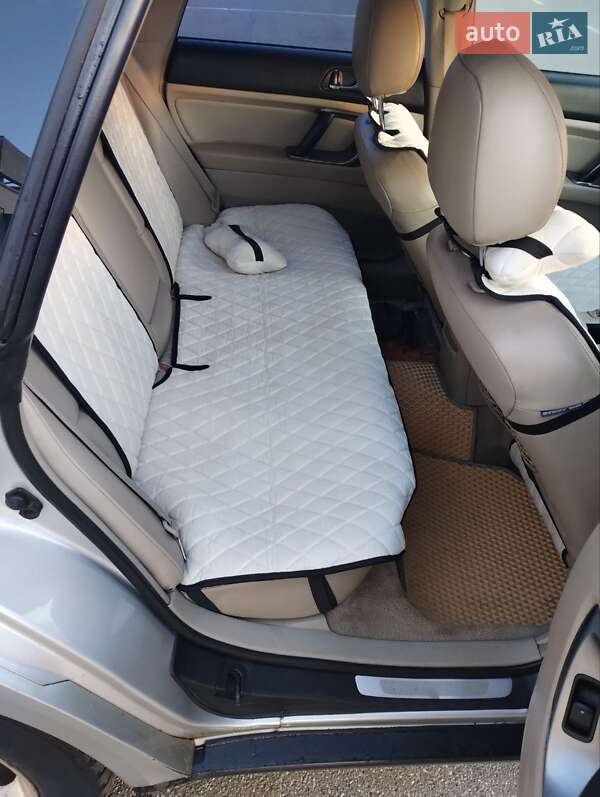 Универсал Subaru Outback 2005 в Киеве