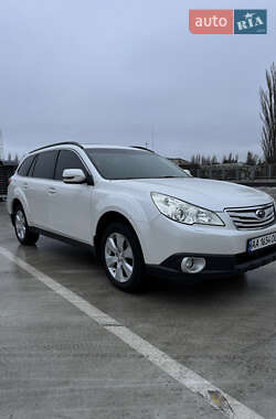 Универсал Subaru Outback 2011 в Киеве