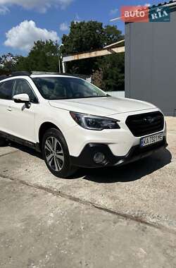 Универсал Subaru Outback 2018 в Киеве