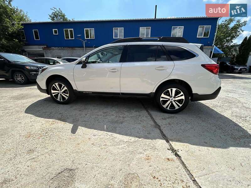 Універсал Subaru Outback 2018 в Києві