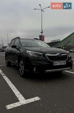 Позашляховик / Кросовер Subaru Outback 2022 в Києві