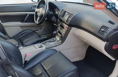 Универсал Subaru Outback 2004 в 