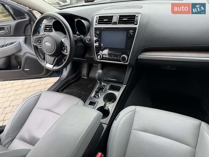 Универсал Subaru Outback 2019 в Киеве
