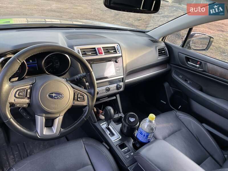 Универсал Subaru Outback 2015 в 