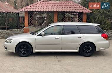 Універсал Subaru Outback 2004 в Дніпрі