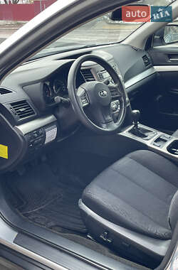 Универсал Subaru Outback 2011 в 