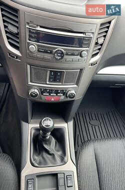 Универсал Subaru Outback 2011 в 