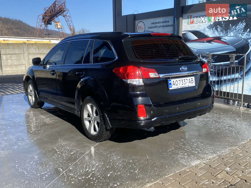 Універсал Subaru Outback 2013 в Мукачевому