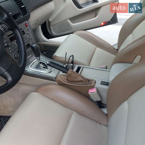Универсал Subaru Outback 2005 в Новояворовске