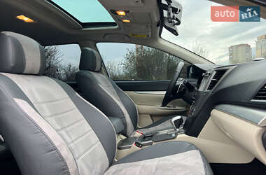Універсал Subaru Outback 2010 в 