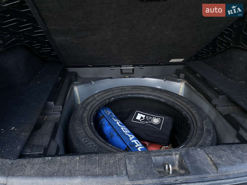 Универсал Subaru Outback 2010 в Калуше